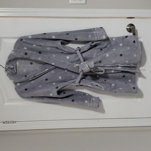 3/$15 Reitmans bath robe